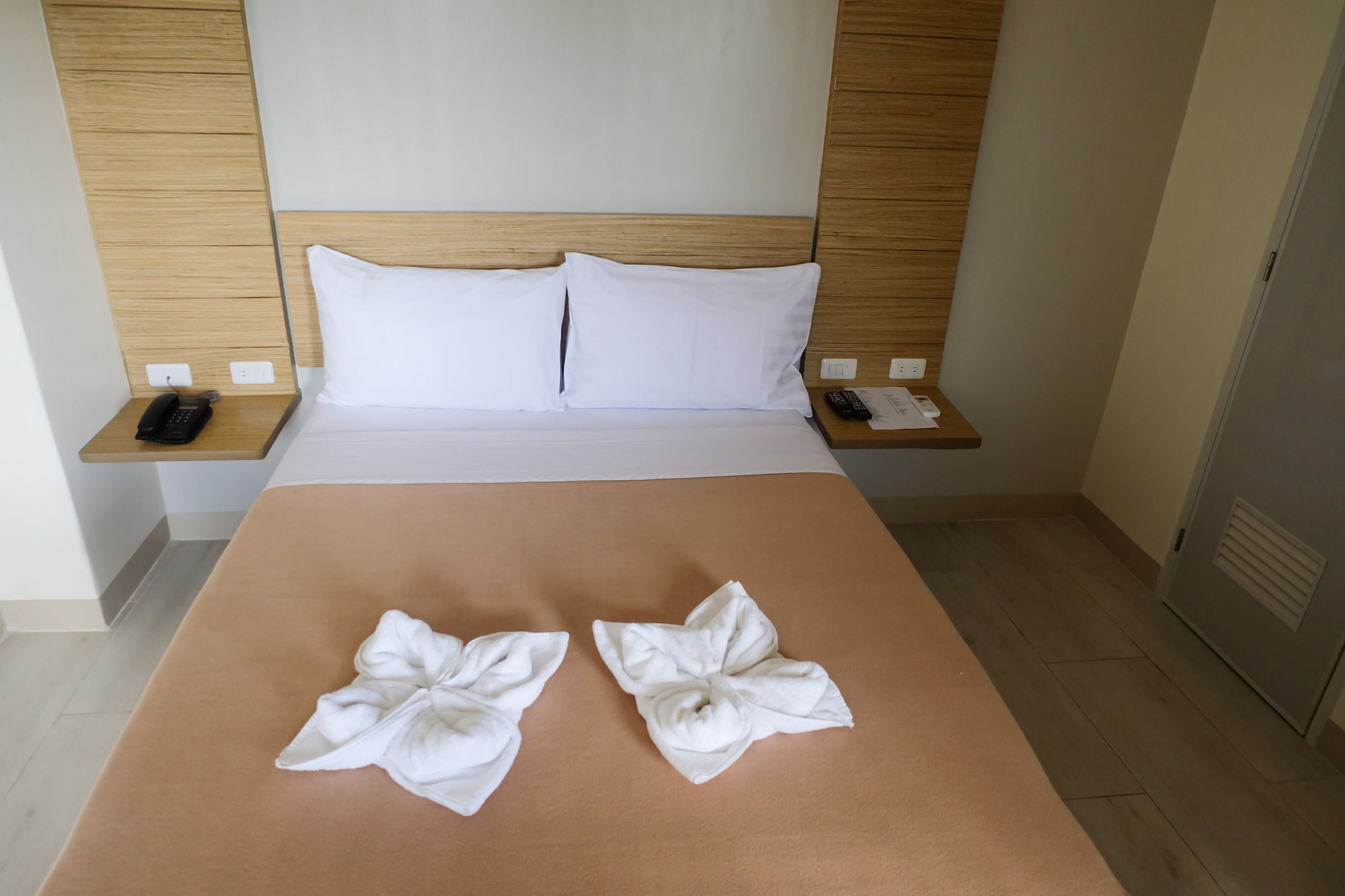 Chambre Mactan Hotel Мактан Екстер'єр фото